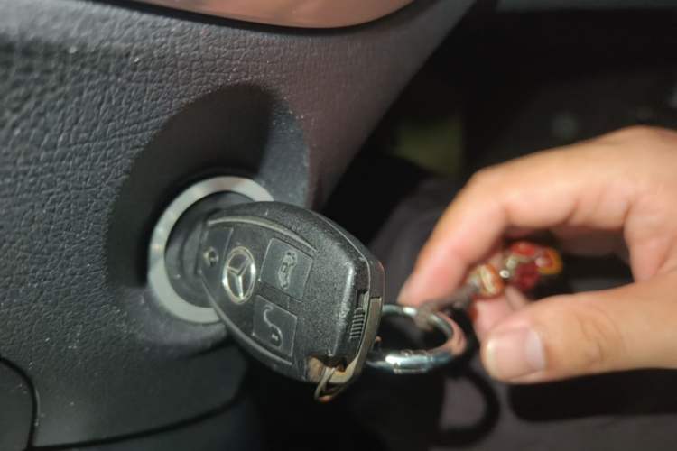 Used Mercedes-Benz Vito 2016 2.0T Business Edition Vehicle Key