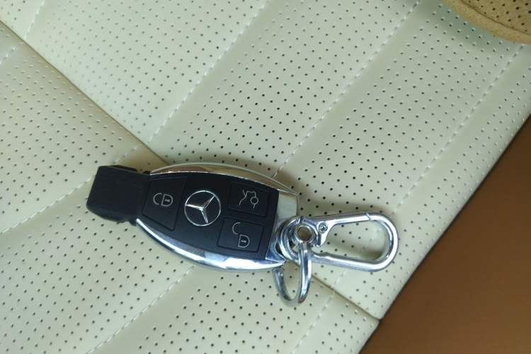 Used Mercedes-Benz Vito 2016 2.0T Business Edition Vehicle Key