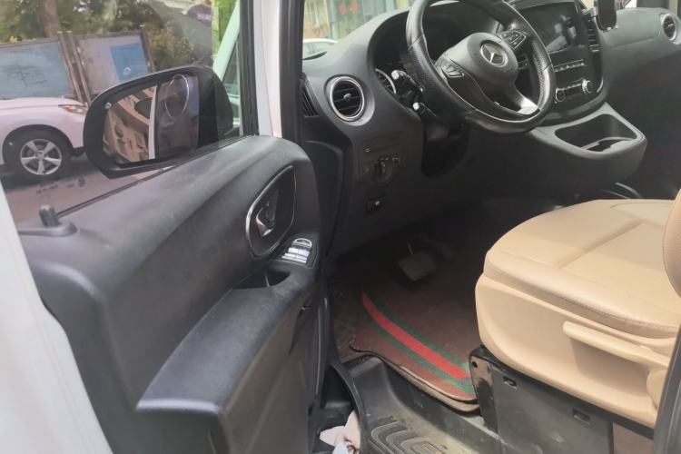 Used Mercedes-Benz Vito 2016 2.0T Business Edition Driver Seat