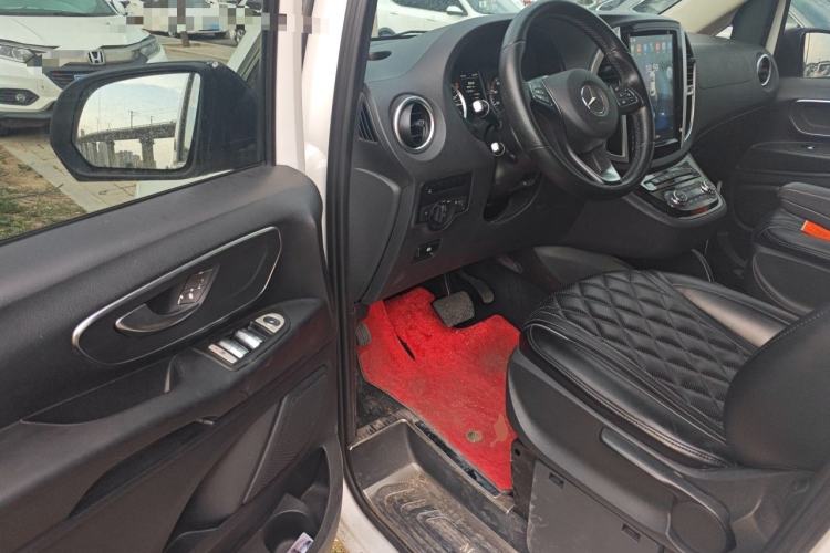 Used Mercedes-Benz Vito 2016 2.0T Business Edition Driver Seat