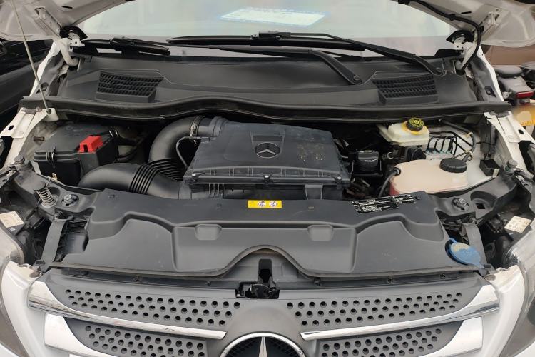 Used Mercedes-Benz Vito 2016 2.0T Business Edition Engine Bay