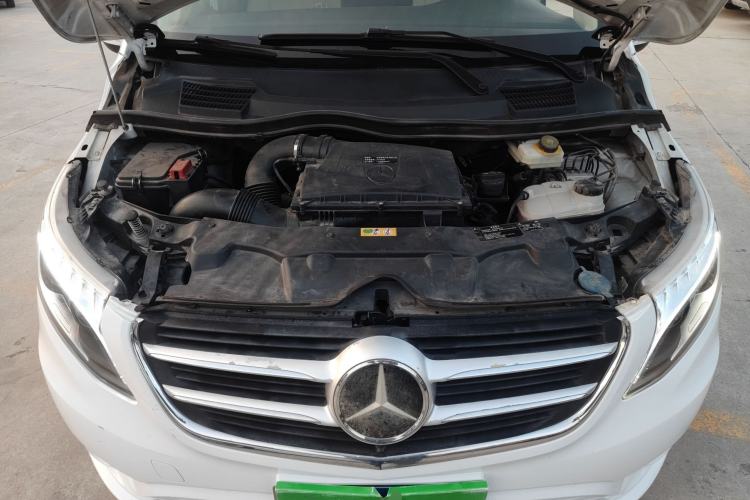 Used Mercedes-Benz Vito 2016 2.0T Elite Edition Engine Bay