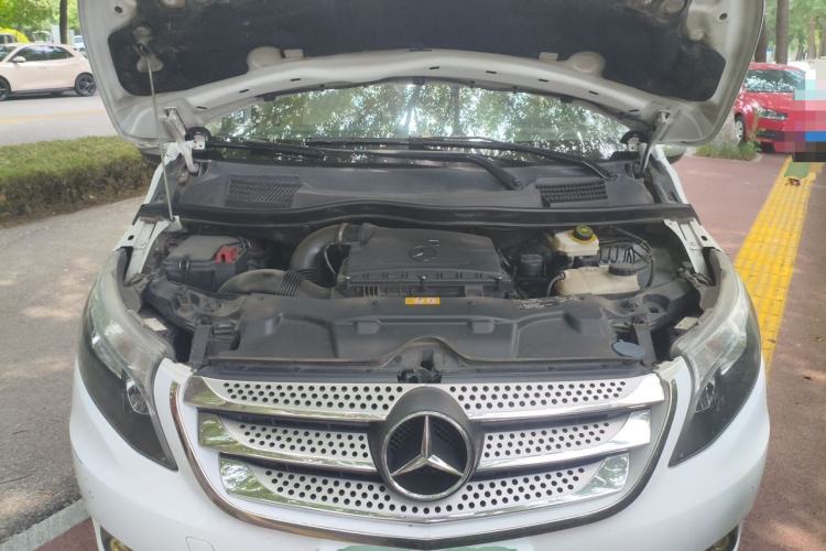 Used Mercedes-Benz Vito 2016 2.0T Business Edition Engine Bay