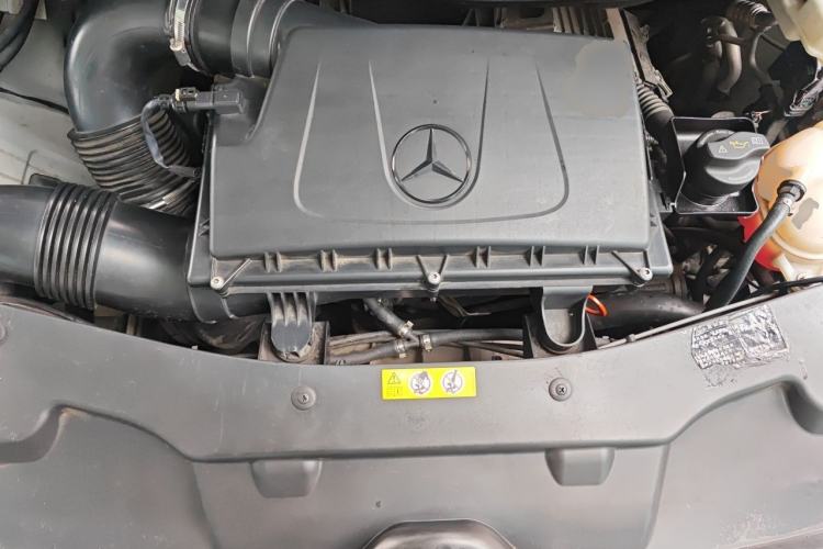 Used Mercedes-Benz Vito 2016 2.0T Elite Edition Engine Bay