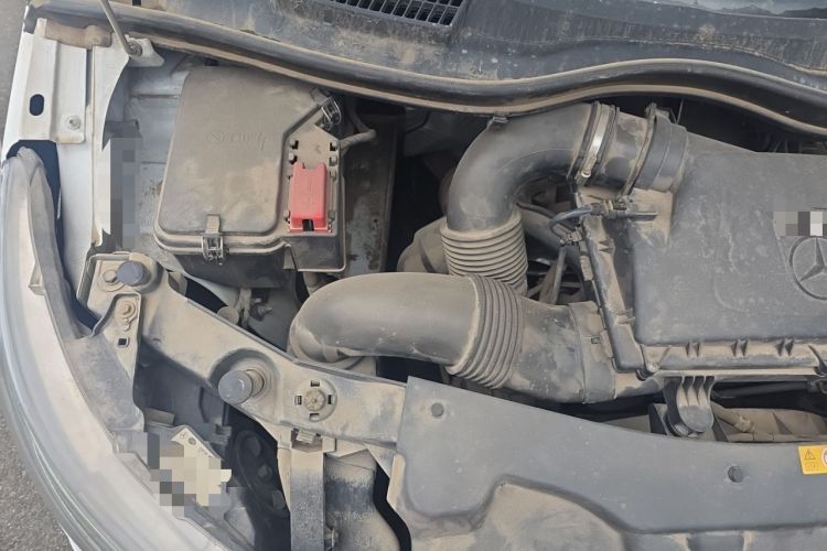 Used Mercedes-Benz Vito 2016 2.0T Business Edition Engine Bay Right