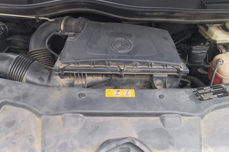 Used Mercedes-Benz Vito 2016 2.0T Business Edition Engine Bay