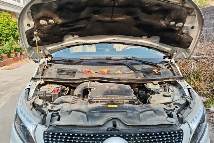 Used Mercedes-Benz Vito 2016 2.0T Business Edition Engine Bay