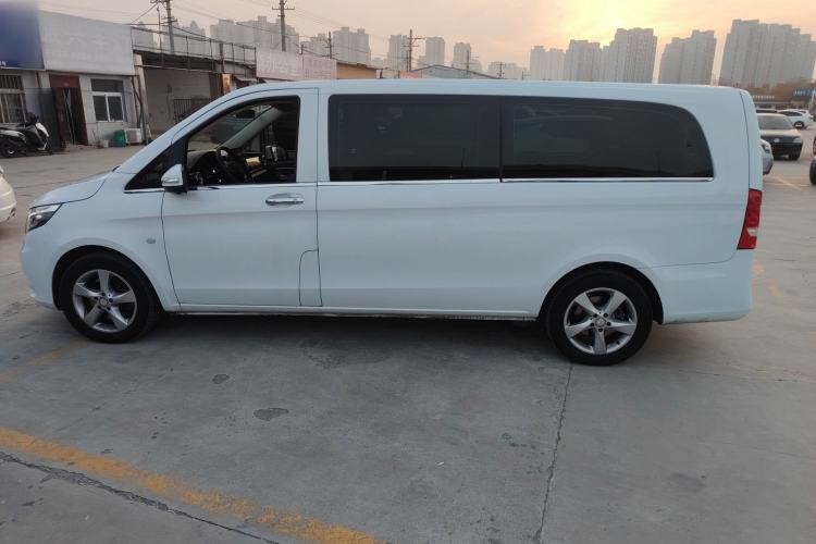 Used Mercedes-Benz Vito 2016 2.0T Elite Edition Exterior 1