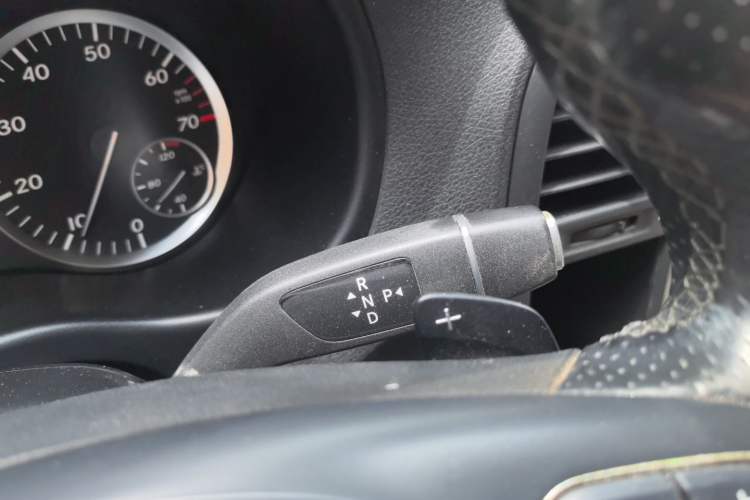 Used Mercedes-Benz Vito 2016 2.0T Business Edition Gear Lever