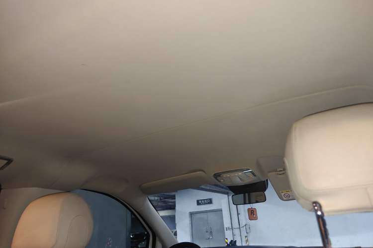 Used Mercedes-Benz Vito 2016 2.0T Business Edition Headliner