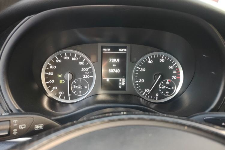Used Mercedes-Benz Vito 2016 2.0T Elite Edition Instrument Cluster