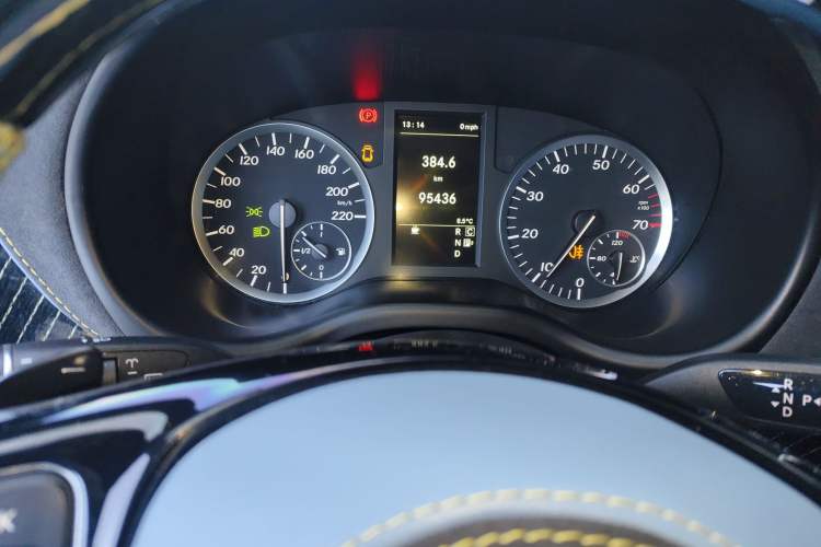 Used Mercedes-Benz Vito 2016 2.0T Elite Edition Instrument Cluster