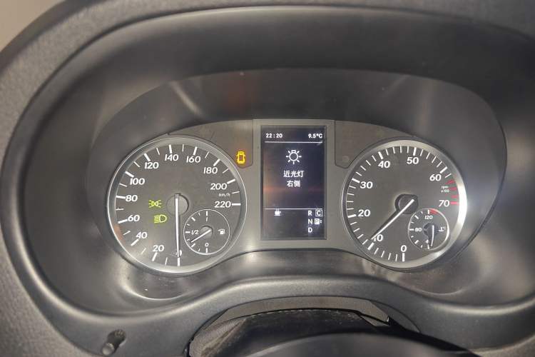 Used Mercedes-Benz Vito 2016 2.0T Business Edition Instrument Cluster