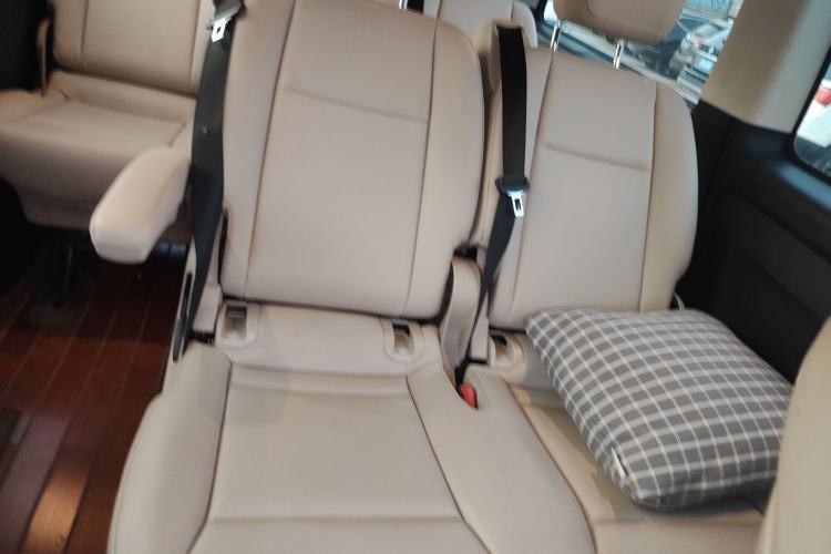 Used Mercedes-Benz Vito 2016 2.0T Elite Edition Interior 2