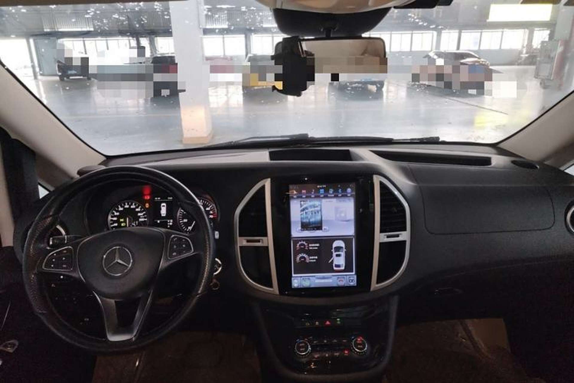 Used Mercedes-Benz Vito 2016 2.0T Business Edition Interior 2