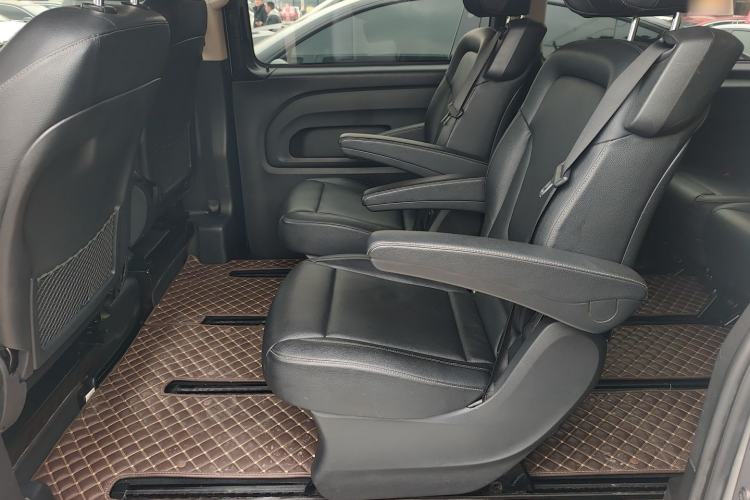 Used Mercedes-Benz Vito 2016 2.0T Business Edition Interior 4