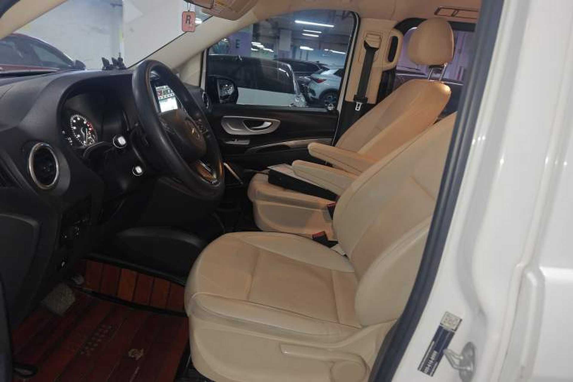 Used Mercedes-Benz Vito 2016 2.0T Business Edition Left Front Seat
