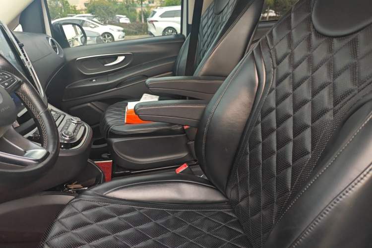 Used Mercedes-Benz Vito 2016 2.0T Business Edition Left Front Seat