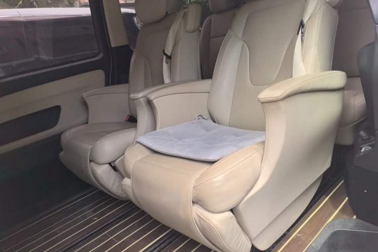 Used Mercedes-Benz Vito 2016 2.0T Business Edition Left Rear Seat