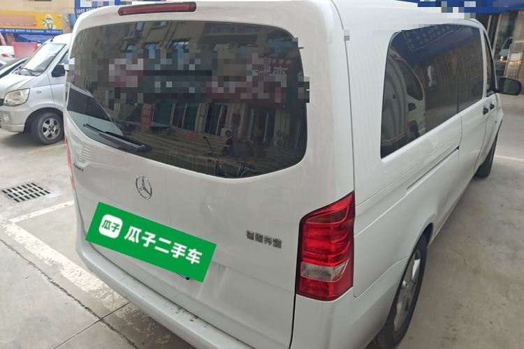 Used Mercedes-Benz Vito 2016 2.0T Elite Edition Rear Right 45 Deg