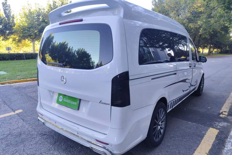 Used Mercedes-Benz Vito 2016 2.0T Elite Edition Rear Right 45 Deg