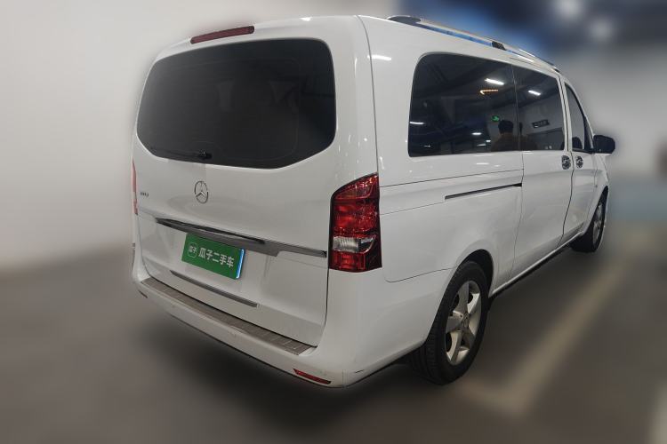 Used Mercedes-Benz Vito 2016 2.0T Business Edition Rear Right 45 Deg