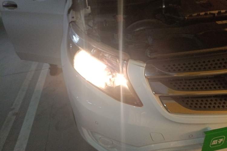 Used Mercedes-Benz Vito 2016 2.0T Business Edition Right Front Headlight