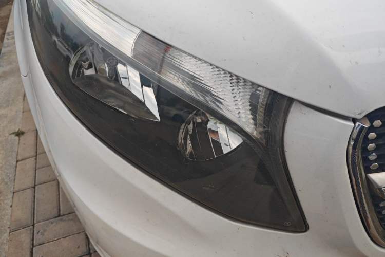 Used Mercedes-Benz Vito 2016 2.0T Business Edition Right Front Headlight