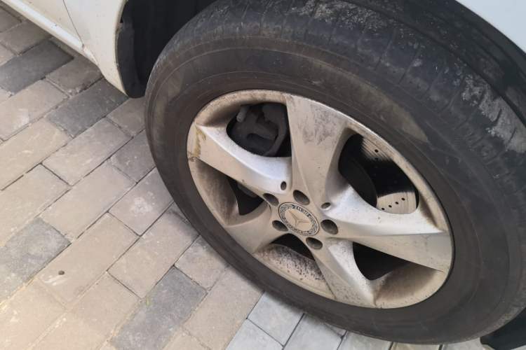 Used Mercedes-Benz Vito 2016 2.0T Business Edition Right Front Wheel Hub