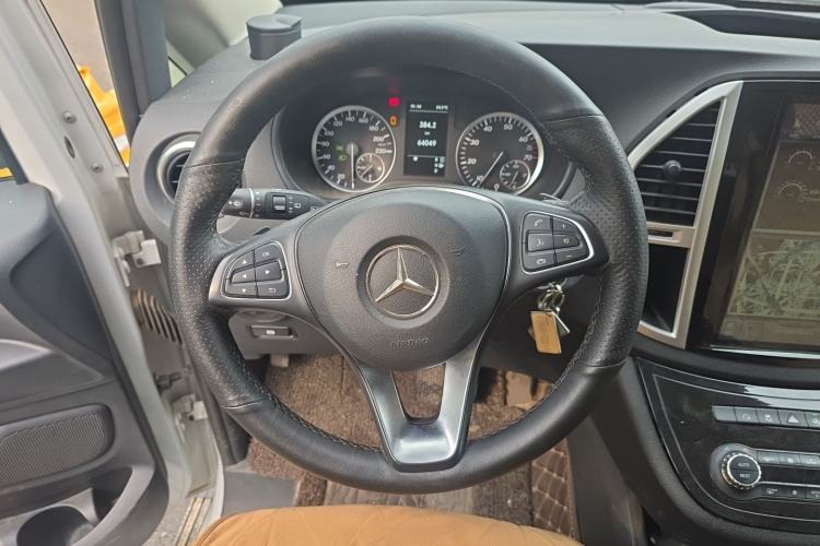 Used Mercedes-Benz Vito 2016 2.0T Business Edition Steering Wheel