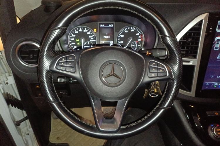 Used Mercedes-Benz Vito 2016 2.0T Business Edition Steering Wheel