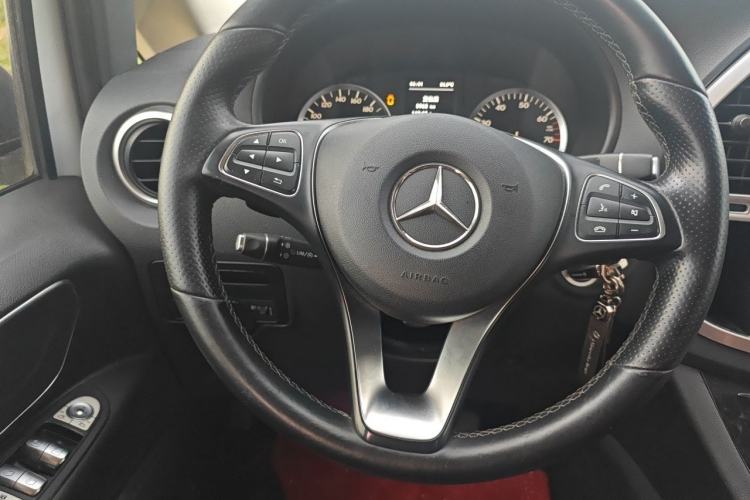 Used Mercedes-Benz Vito 2016 2.0T Business Edition Steering Wheel
