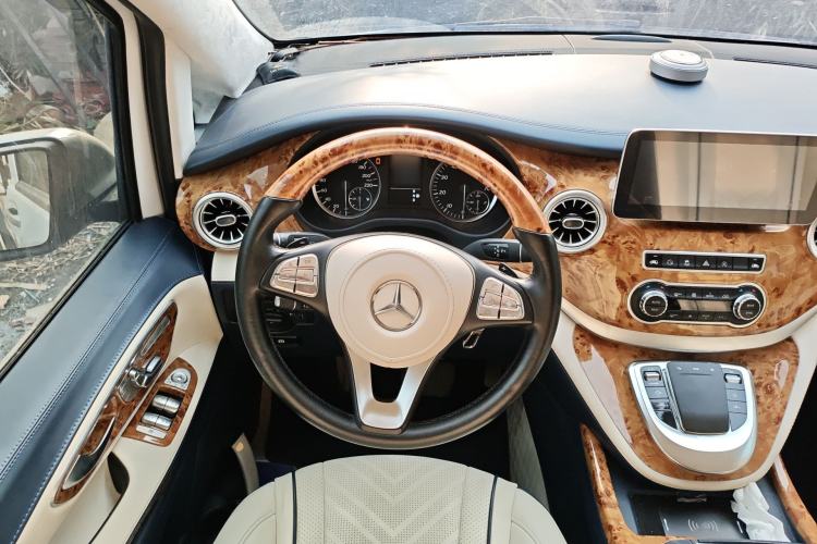 Used Mercedes-Benz Vito 2016 2.0T Business Edition Steering Wheel
