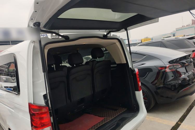 Used Mercedes-Benz Vito 2016 2.0T Business Edition Trunk