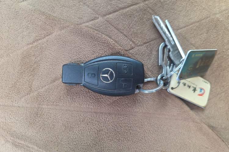 Used Mercedes-Benz Vito 2016 2.0T Business Edition Vehicle Key