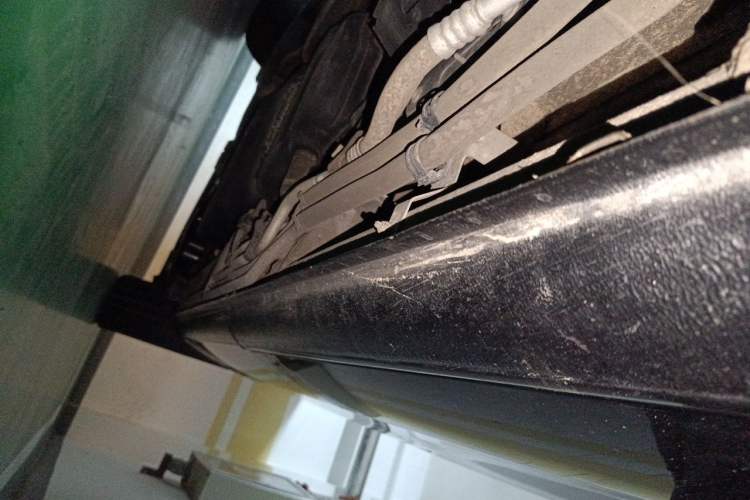 Used Mercedes-Benz Vito  Chassis Front Left
