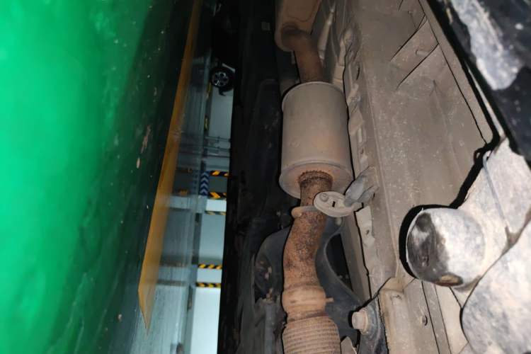 Used Mercedes-Benz Vito  Chassis Front Right