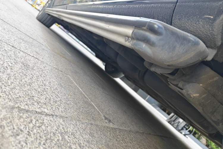 Used Mercedes-Benz Vito  Chassis Rear Left