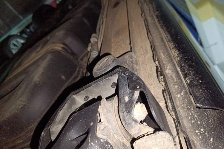 Used Mercedes-Benz Vito  Chassis Rear Left