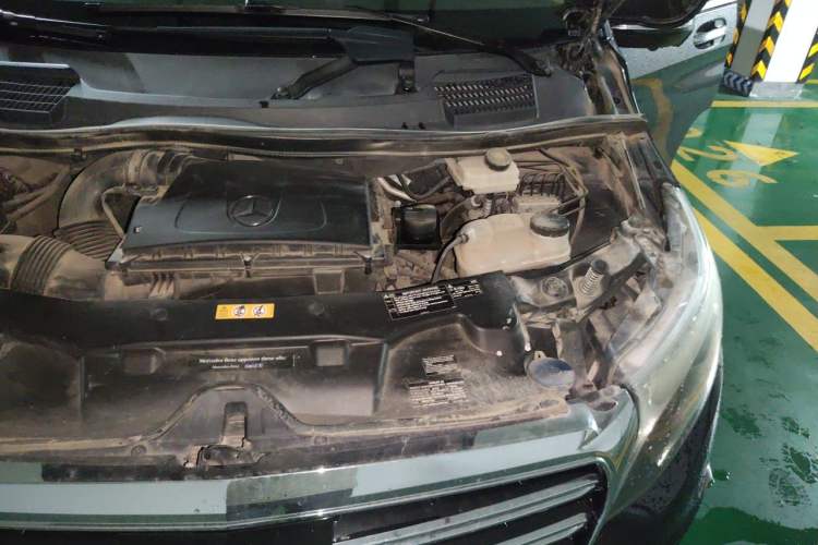 Used Mercedes-Benz Vito  Engine Bay Left