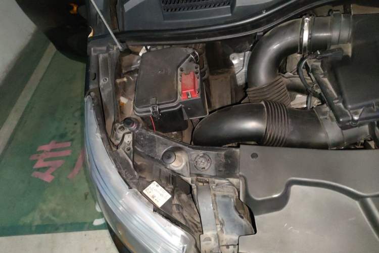 Used Mercedes-Benz Vito  Engine Bay Right
