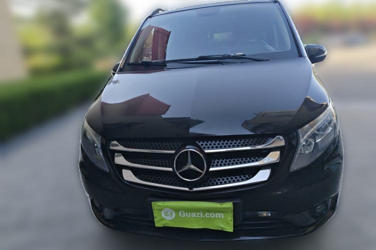 Used Mercedes-Benz Vito  Front
