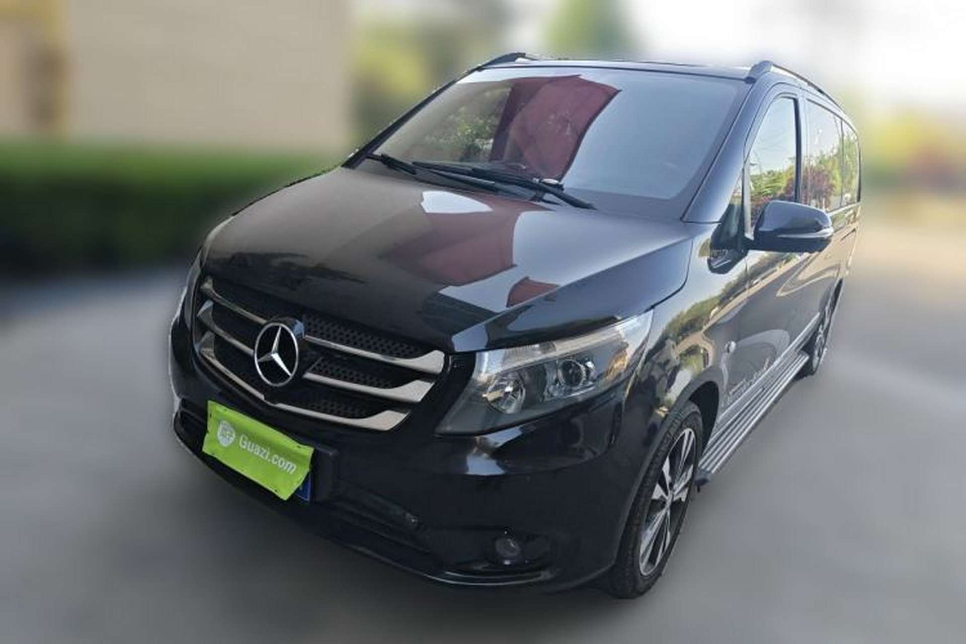Used Mercedes-Benz Vito  Front Left 45 Deg