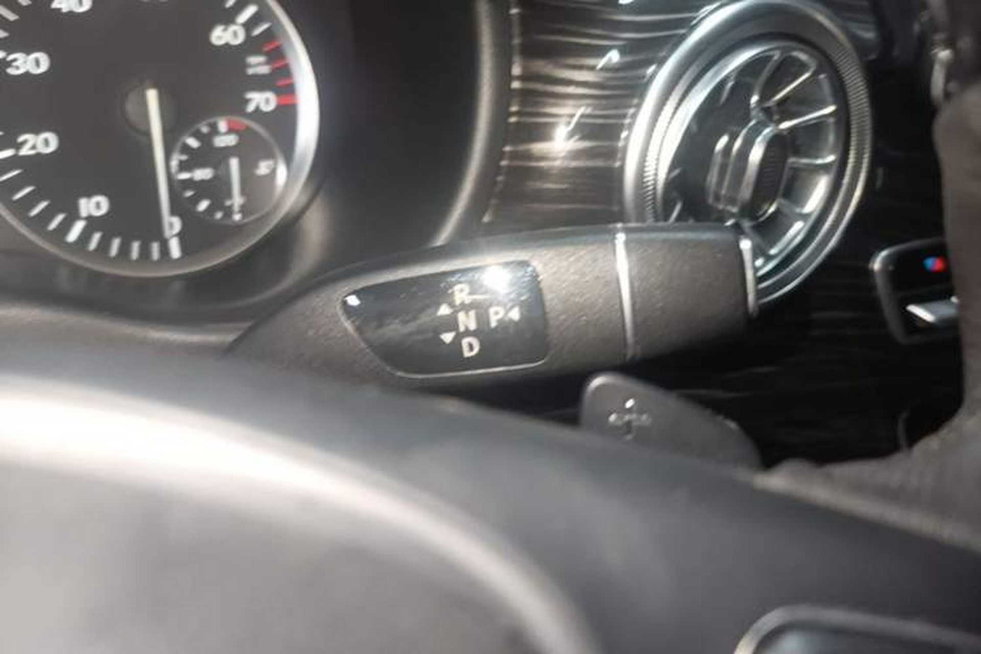 Used Mercedes-Benz Vito  Gear Lever