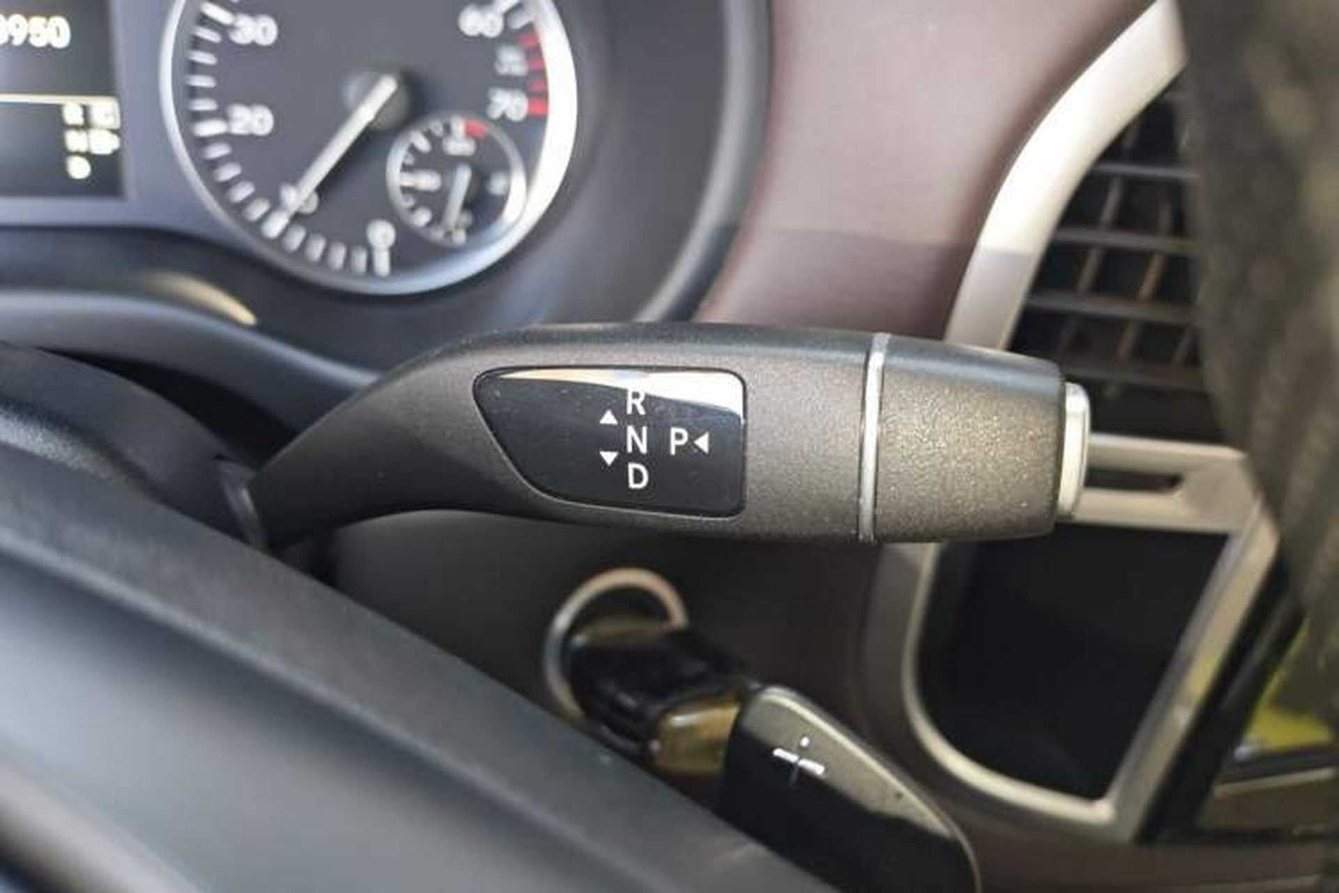 Used Mercedes-Benz Vito  Gear Lever