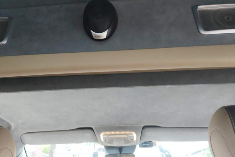 Used Mercedes-Benz Vito  Headliner