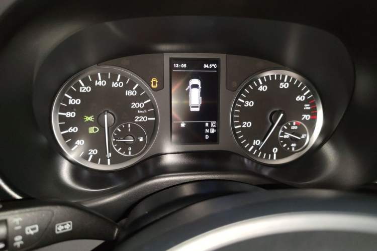 Used Mercedes-Benz Vito  Instrument Cluster