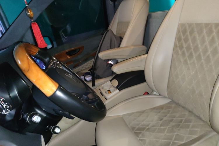 Used Mercedes-Benz Vito  Left Front Seat