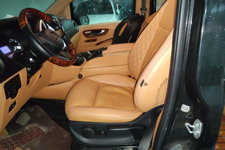 Used Mercedes-Benz Vito  Left Front Seat