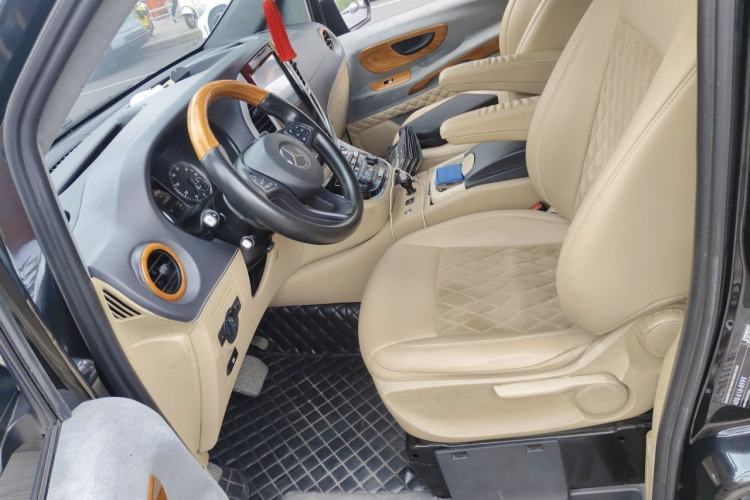 Used Mercedes-Benz Vito  Left Front Seat